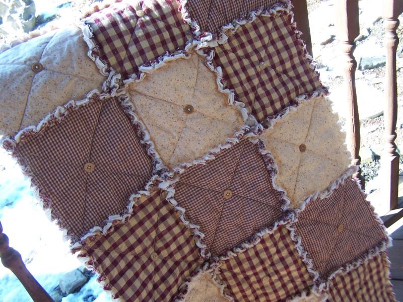 Homespun Country Red  Table Rag Quilt Runner w/Buttons