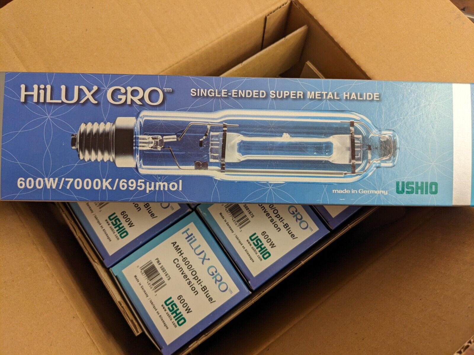 Ushio HiLux Gro MH Blue 600w Metal Halide Hortilux Light Lamp Bulb. Box of 6