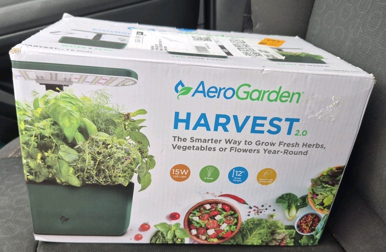 AeroGarden Harvest Home/Indoor Garden-LED Grow Light-Herb Kit 6 Pods NEW AeroGarden Harvest Home/Indoor Garden-LED Grow Light-Herb Kit 6 Pods NEW