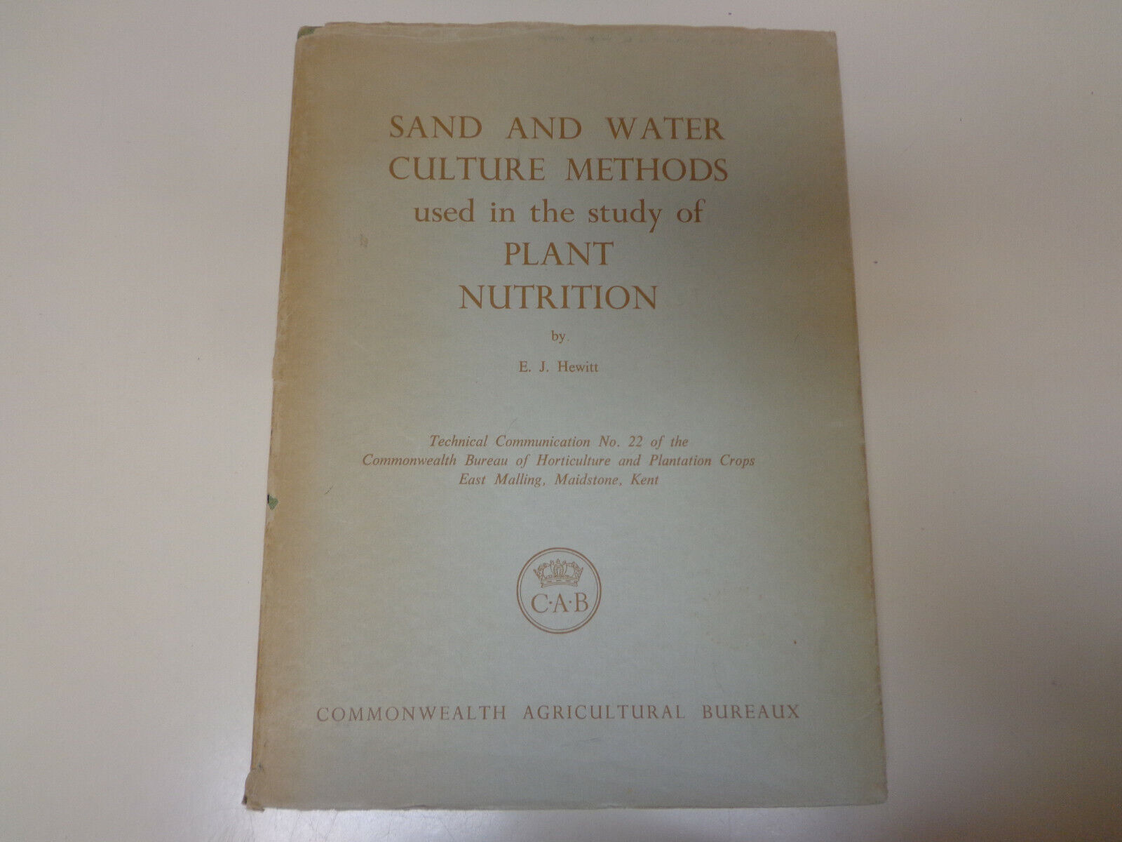 Sand and Water Culture Methods in Plant Nutrition 1952 Hydroponics Growing 