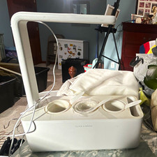 Click & Grow Indoor 3-Site Hydroponic System w/ Grow Light, White Plastic picture